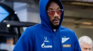 Zenit, Galatasaray’ın gündemindeki Duran’la yolları ayırdı Zenit, Galatasaray’ın gündemindeki Duran’la yolları ayırdı