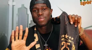 Galatasaray’ın Singo Kararı Netleşti: Sadece Olağanüstü Teklif Gelirse Bırakılacak Galatasaray’ın Singo Kararı Netleşti: Sadece Olağanüstü Teklif Gelirse Bırakılacak