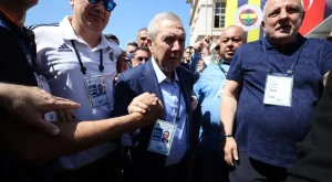 75 sandıkta kaybetmişti, şimdi ilk kez önde: Aziz Yıldırım’ın kara bulutu dağıldı 75 sandıkta kaybetmişti, şimdi ilk kez önde: Aziz Yıldırım’ın kara bulutu dağıldı