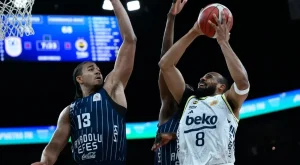 Fenerbahçe Efes’i 3-1’le Geçti, Gözler Bahçeşehir-Beşiktaş’ta
