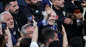 Real Madrid Başkanı Perez’den Aziz Yıldırım’a kutlama mesajı Real Madrid Başkanı Perez’den Aziz Yıldırım’a kutlama mesajı