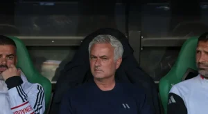 Mourinho daha gitmeden yerine gelecek isim belli oldu Mourinho daha gitmeden yerine gelecek isim belli oldu