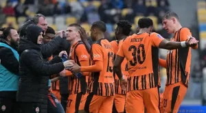 Shakhtar Donetsk maçı üçüncü kez yarıda kaldı: Sirenler susmuyor Shakhtar Donetsk maçı üçüncü kez yarıda kaldı: Sirenler susmuyor